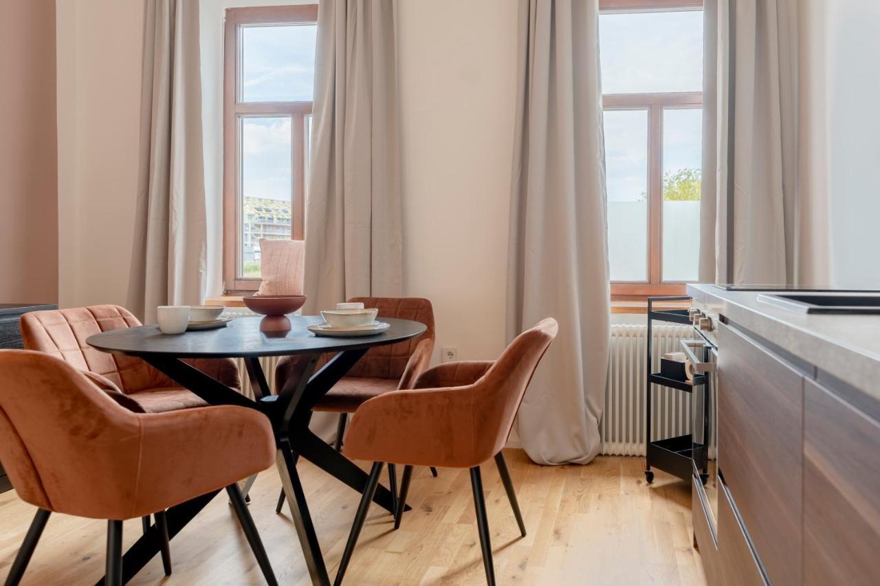 City Lounge Appartement Am Hauptbahnhof Санкт-Пельтен Екстер'єр фото